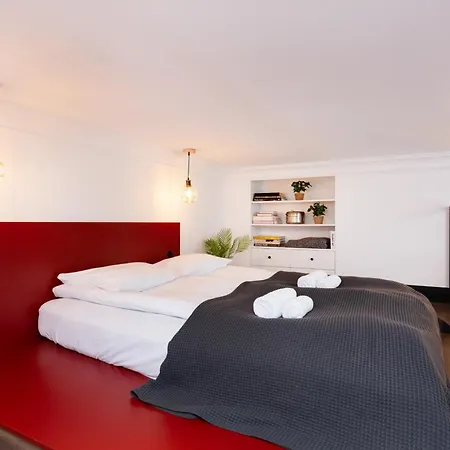 Exclusive Center By Renters *